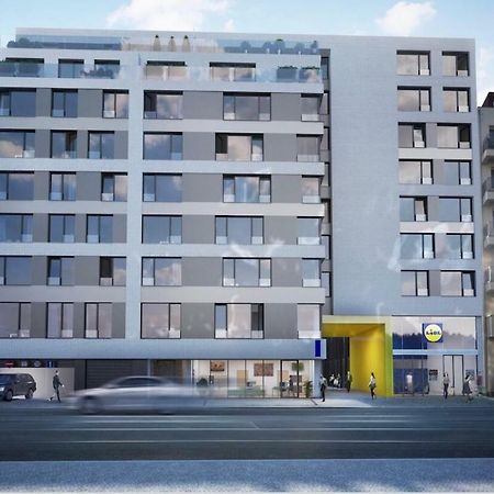 Free Parking In Garage Karolina Plazza, New Cosy Studio With All You Need Prag Eksteriør billede