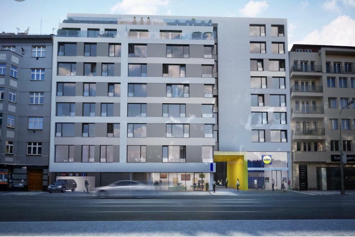Free Parking In Garage Karolina Plazza, New Cosy Studio With All You Need Prag Eksteriør billede